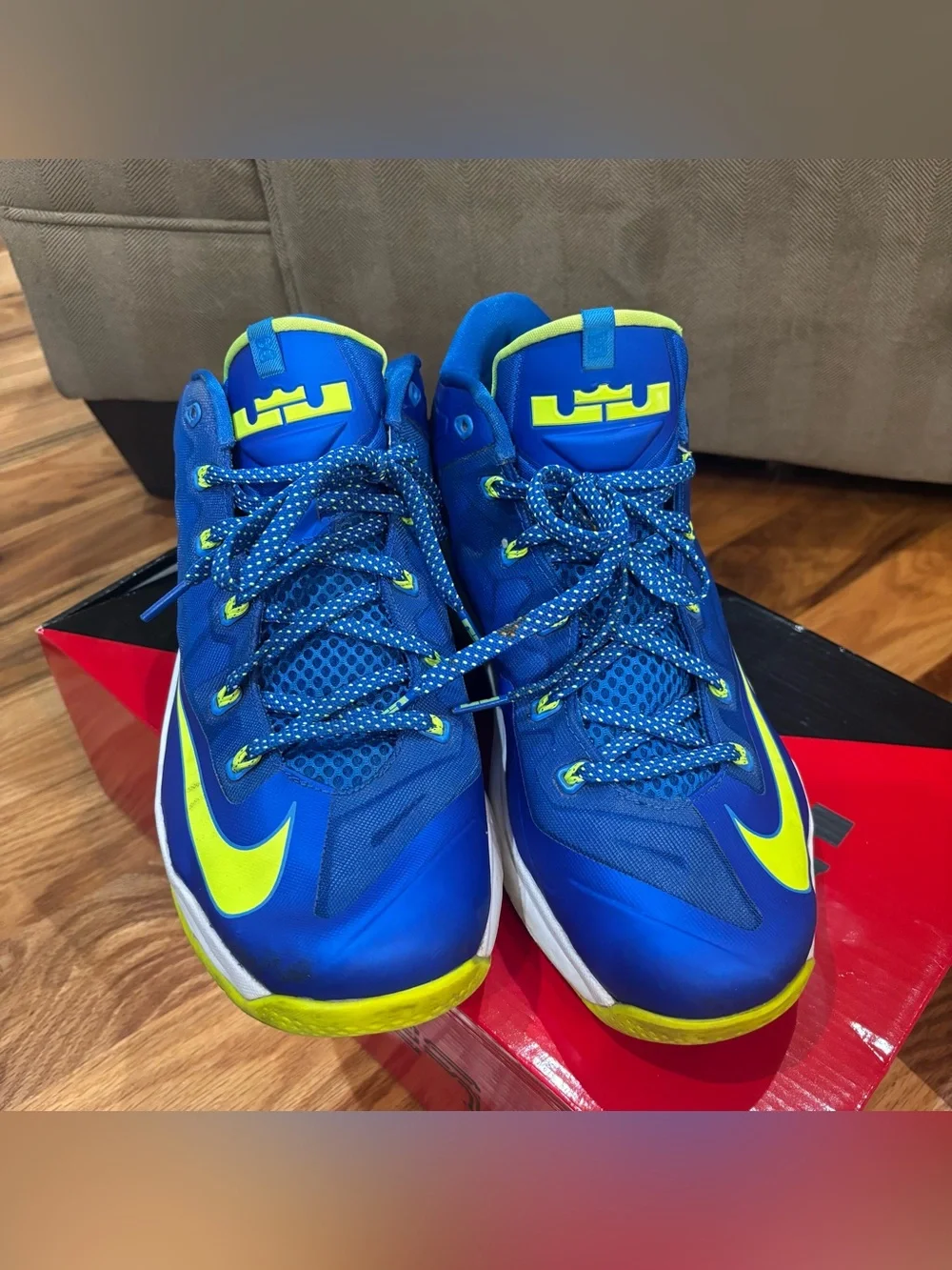 Size 12 - Nike Max LeBron 11 Low Sprite Blue W/ Box  642849-471